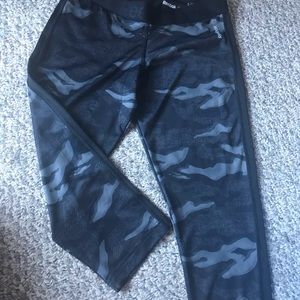 3/$35 reebok legging